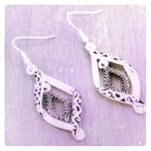 Antique Silvertone Twisted Stone earrings